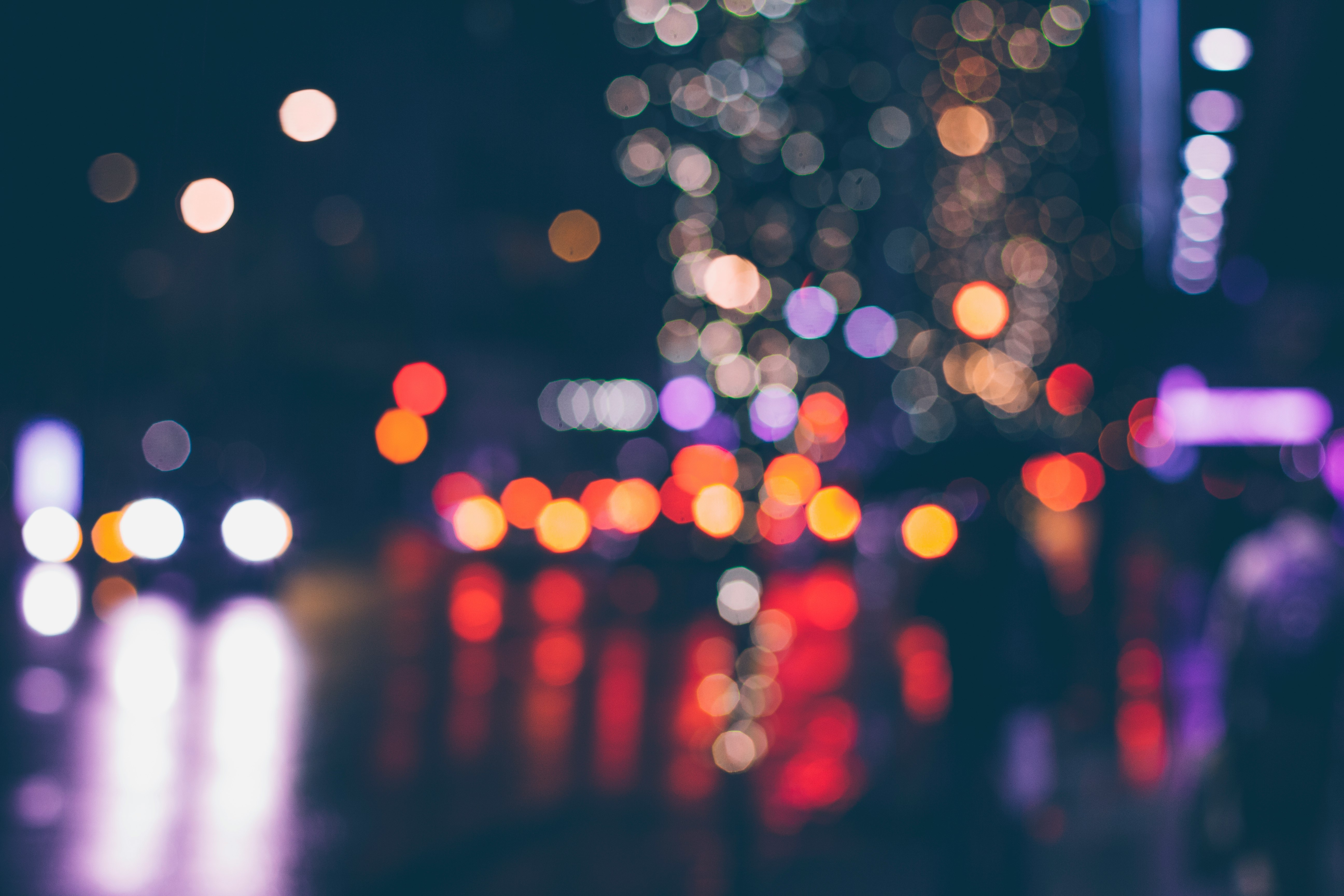 Bokeh effect from street lights at night